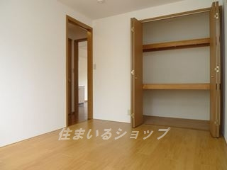 広島市安佐北区上深川町のアパートの収納