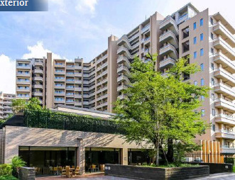 桜上水ガーデンズG棟の外観