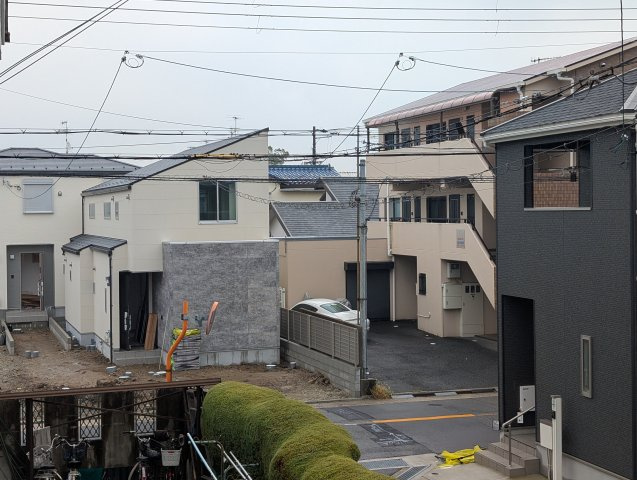 伊丹市春日丘２丁目貸家の展望