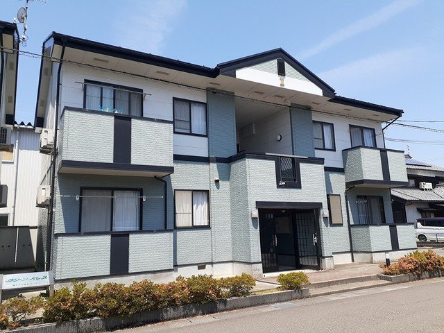 グリーンパレスⅡの外観