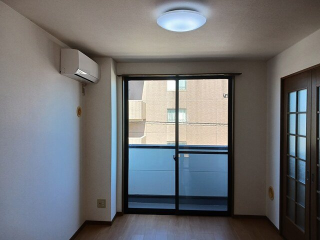 グリーンパレスⅡの居間・リビング