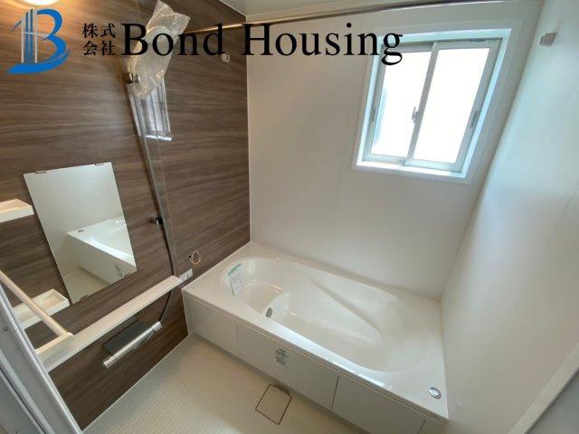 JR魚住駅徒歩8分・お車3台駐車可　魚住町西岡の浴室