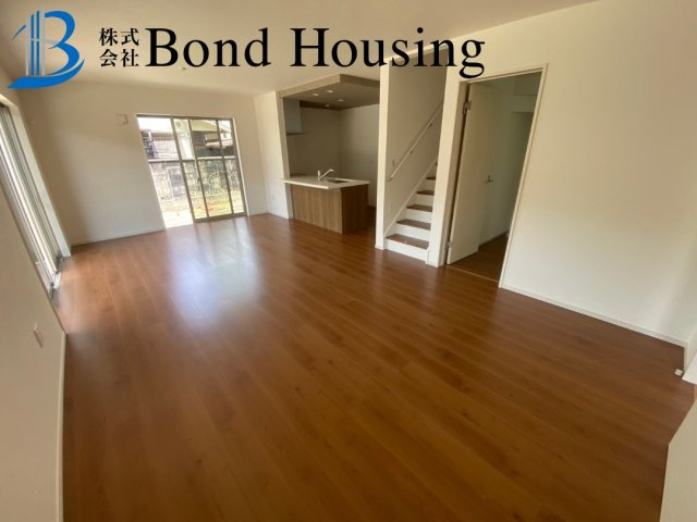 JR魚住駅徒歩8分・お車3台駐車可　魚住町西岡の居間・リビング