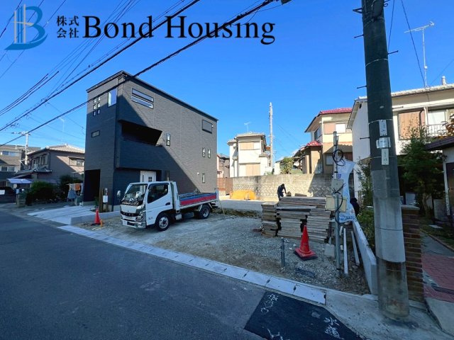 JR魚住駅徒歩8分・お車3台駐車可　魚住町西岡の前面道路含む現地写真