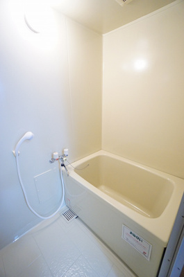 【浴室】 | アクティブファミールＦ | バス