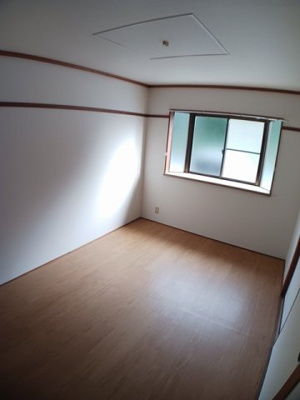 【内装】 | エルデイムわしかわ | 明るい室内です
