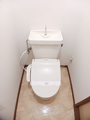【トイレ】 | エルデイムわしかわ | 清潔感のあるトイレです
