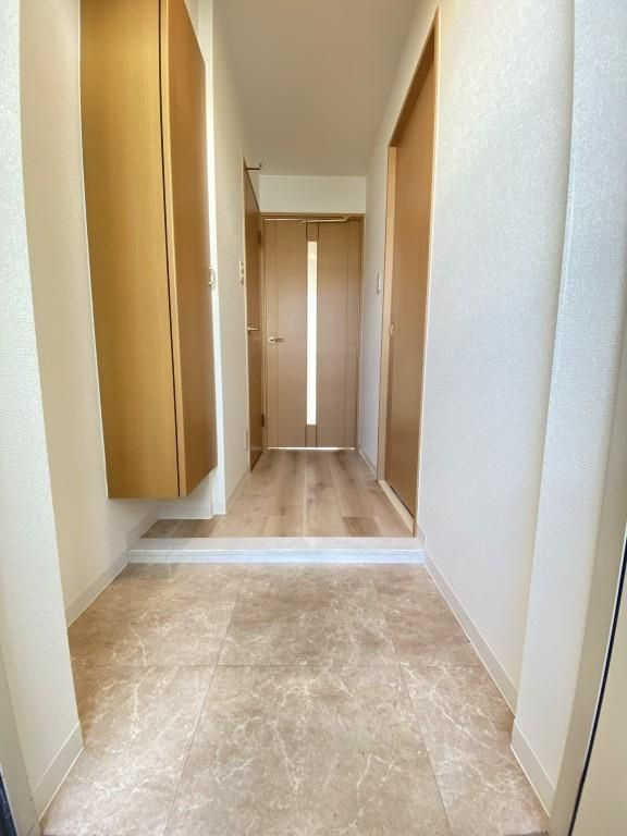 コンフォール平野の玄関