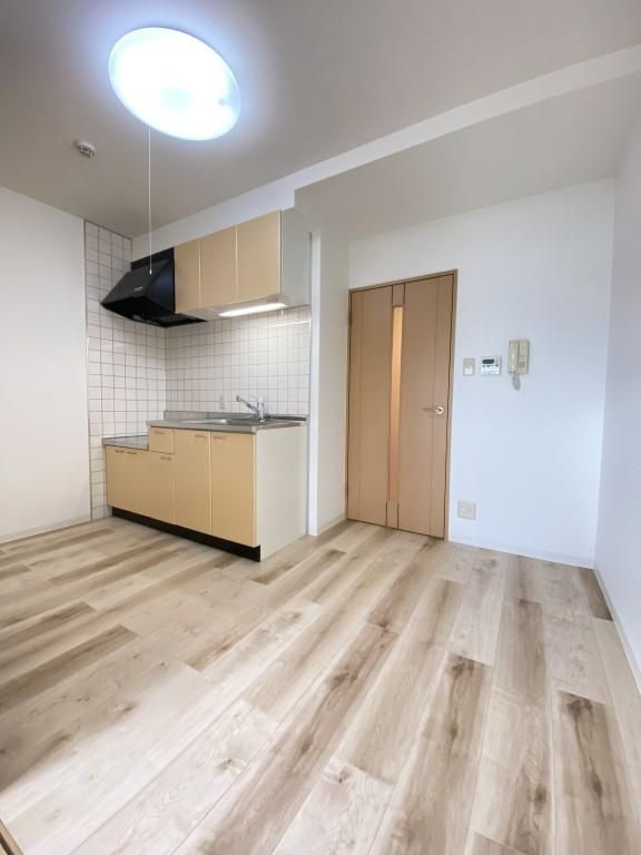 コンフォール平野の居間・リビング