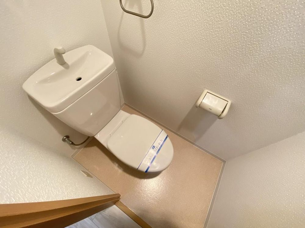 コンフォール平野のトイレ