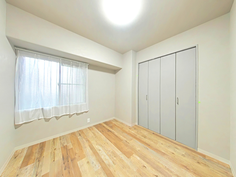 サーパス西古松Iの洋室|・洋室1
東側洋室になります！
