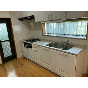 古知野町久保見６６貸家のキッチン