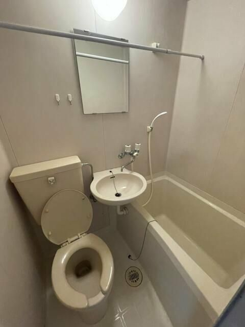 オリス田無南の浴室