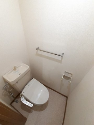 【トイレ】 | サンアメニティ秋の里Ｂ | トイレもきれいです