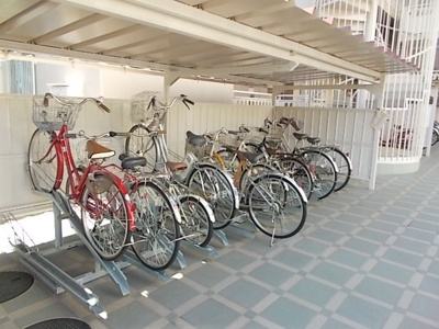 【その他共用部分】 | 緑地公園コーポラス | 駐輪場