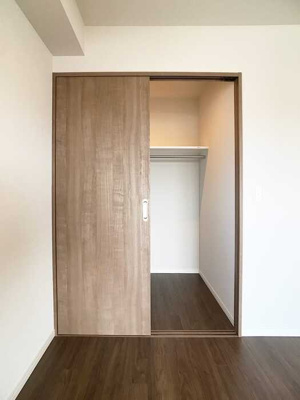  | Lindre長丘 | 203 クローゼット