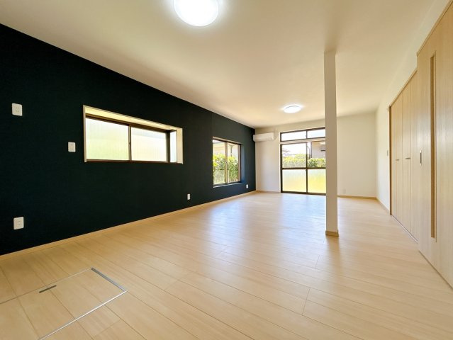 宇土市境目町　戸建ての居間・リビング