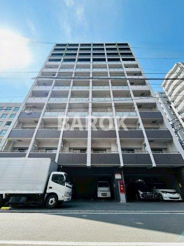 ウインステージ天神南の外観