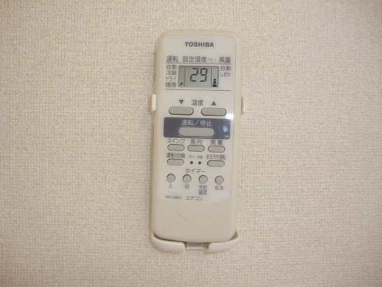 エアコン　リモコン 