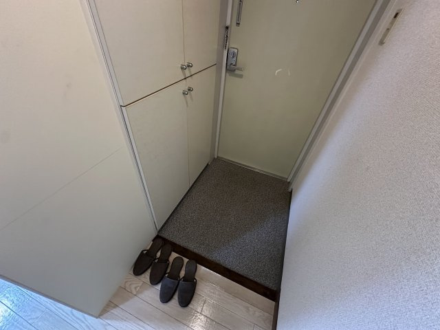 アクト浦和の玄関