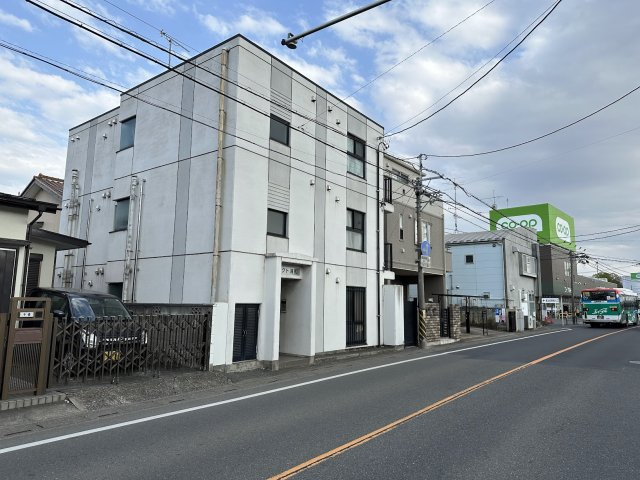 アクト浦和の外観