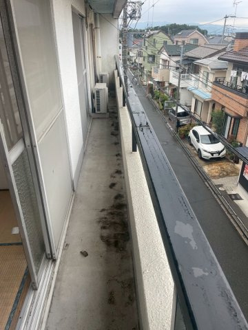 お洗濯にも便利なバルコニー付き