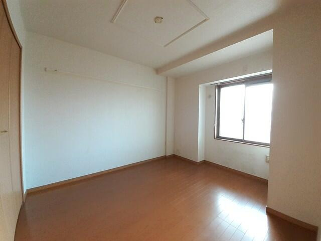 川崎市麻生区黒川の賃貸マンションの寝室|落ち着いて過ごせるお部屋なので、寝室にいかがでしょうか