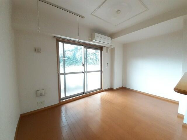 川崎市麻生区黒川の賃貸マンションの居間・リビング|居間です