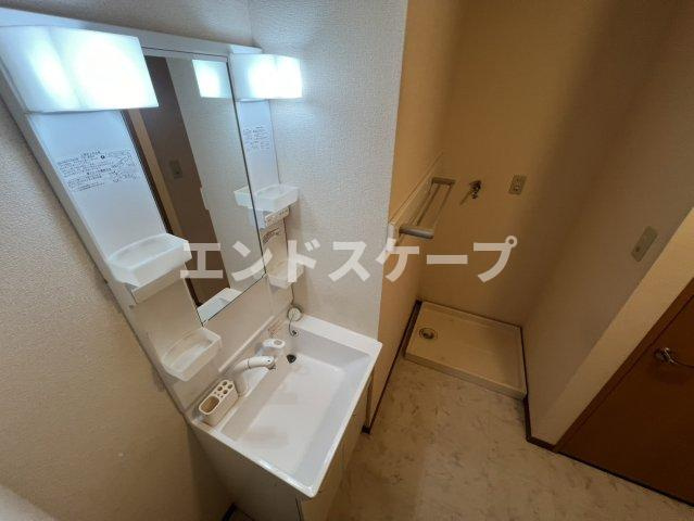 ファミール2000　Ｂの洗面所|高崎、前橋のお部屋探しはエンドスケープまで！お客様の理想お聞かせ下さい♪