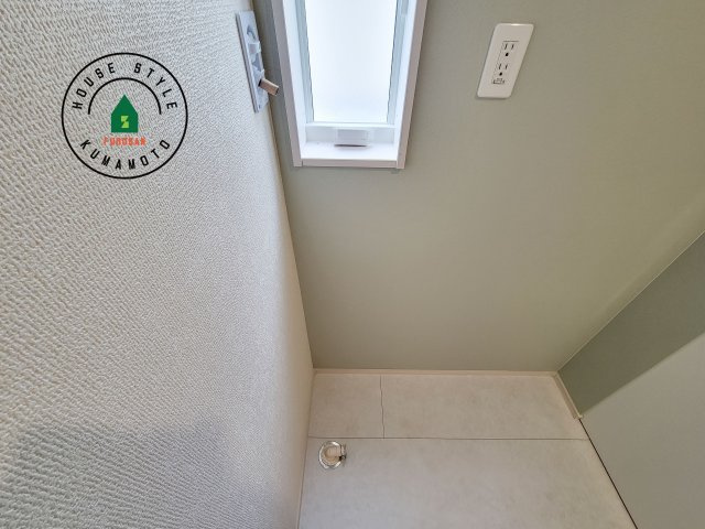 合志市須屋第15-2棟(2号棟)のランドリースペース|ランドリースペースとなります。広々して有効的にご使用できます。 