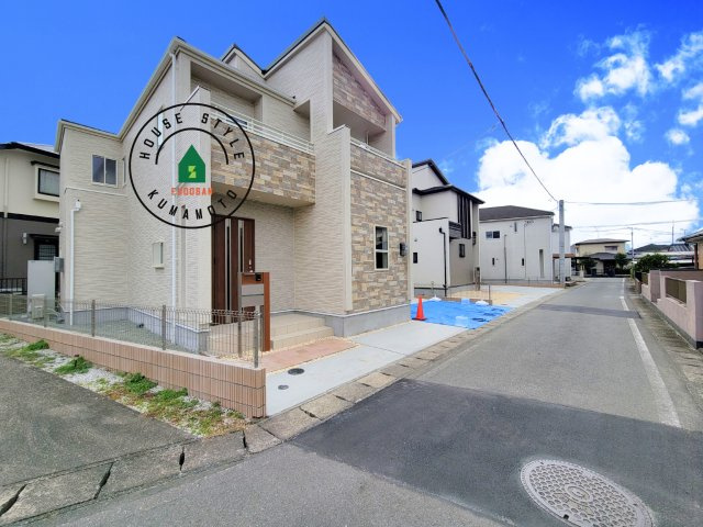 合志市須屋第15-2棟(2号棟)の前面道路含む現地写真|見学の時間などお気軽にお問い合わせ下さい。