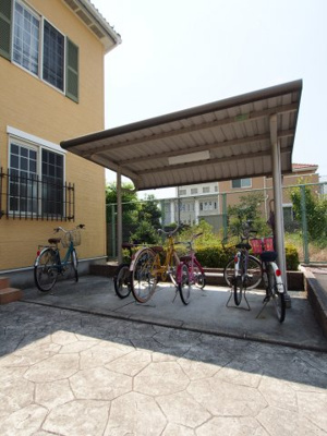 【その他共用部分】 | フォーリストベル | 駐輪場