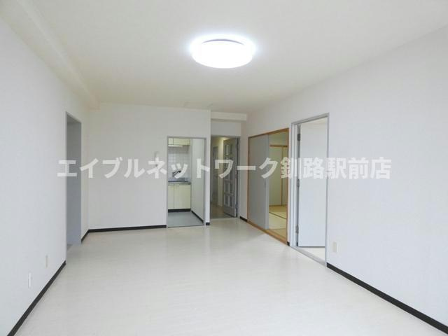 Ｋ＆Ｍビルの居間・リビング