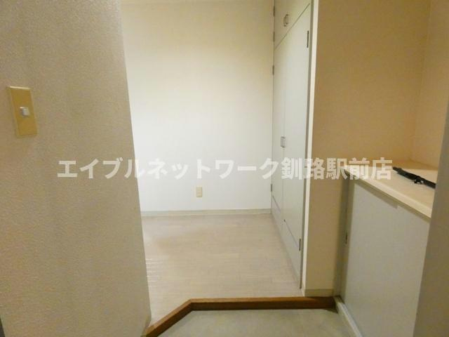 Ｋ＆Ｍビルの玄関
