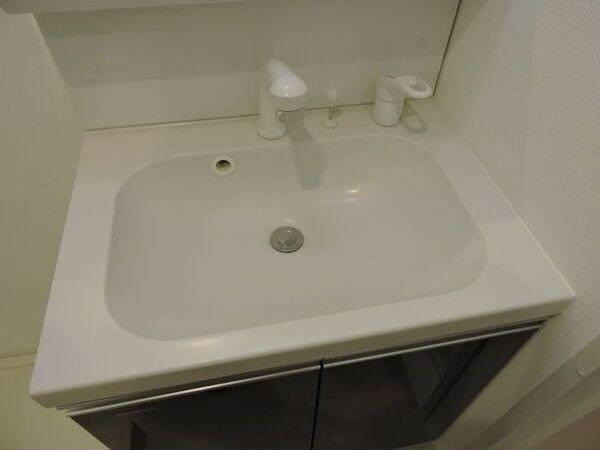 メルベージュ千林大宮の洗面所