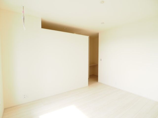 【洋室】 | Livele Garden.S　笹谷大谷地　11号棟 | ★内覧予約で新米2kg★