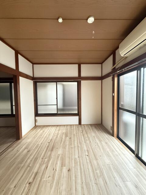 しゅんせいハイツⅡの洋室