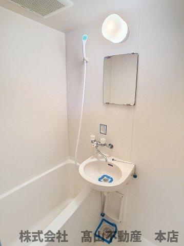 松尾ビルの浴室