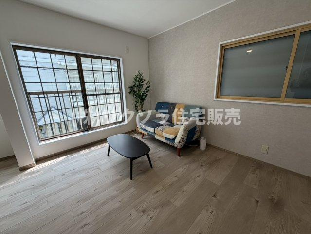 南寺方中通1丁目　中古一戸建てのキッチン|LDK16.5帖
■物件内覧・資金計画相談・住宅ローン相談、リフォーム相談、お問合せ受付中■
※当日・翌日のご内覧、ご相談はお電話でのお問合せがスムーズです！