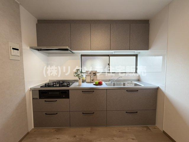 南寺方中通1丁目　中古一戸建てのキッチン|システムキッチン
■物件内覧・資金計画相談・住宅ローン相談、リフォーム相談、お問合せ受付中■
※当日・翌日のご内覧、ご相談はお電話でのお問合せがスムーズです！