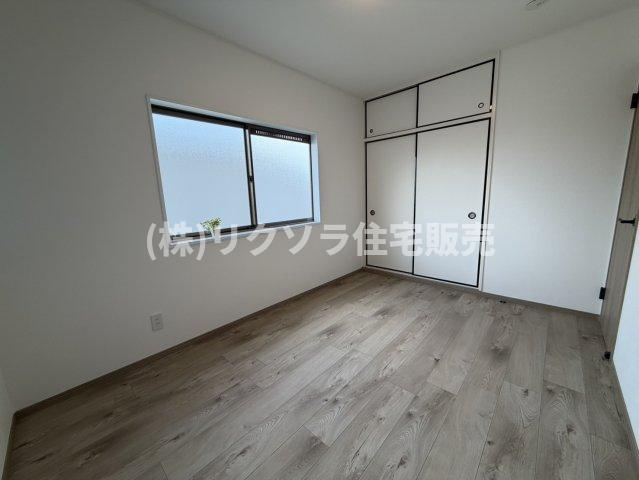 南寺方中通1丁目　中古一戸建ての子供部屋|洋室5.2帖
■物件内覧・資金計画相談・住宅ローン相談、リフォーム相談、お問合せ受付中■
※当日・翌日のご内覧、ご相談はお電話でのお問合せがスムーズです！