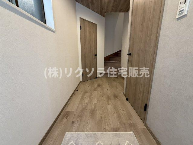 南寺方中通1丁目　中古一戸建ての内装|玄関内部
■物件内覧・資金計画相談・住宅ローン相談、リフォーム相談、お問合せ受付中■
※当日・翌日のご内覧、ご相談はお電話でのお問合せがスムーズです！