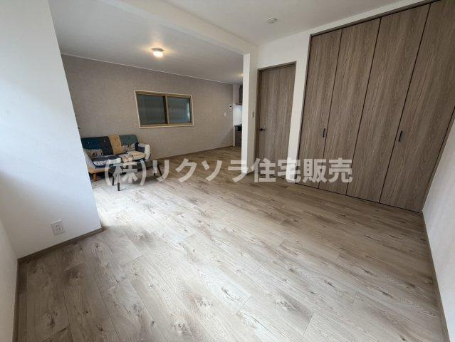 南寺方中通1丁目　中古一戸建ての居間・リビング|LDK16.5帖
■物件内覧・資金計画相談・住宅ローン相談、リフォーム相談、お問合せ受付中■
※当日・翌日のご内覧、ご相談はお電話でのお問合せがスムーズです！