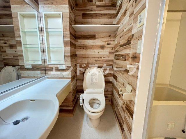 フローレ浜尻のトイレ|高崎、前橋、伊勢崎エリアのお部屋探しはエンドスケープまで！お客様の理想お聞かせ下さい♪
内装の色味が画像と異なる場合がございます。