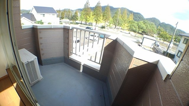 【バルコニー】 | カーサ徳光Ａ | 落ち着いた時間を過ごせるバルコニーです