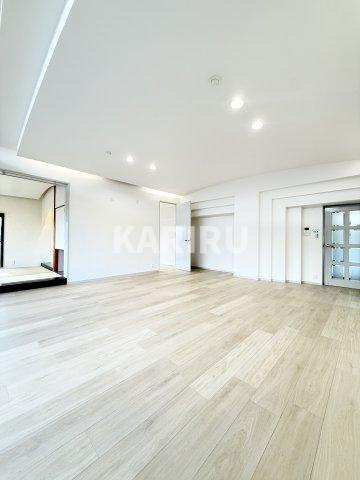 メゾン・ド・ノブレの居間・リビング