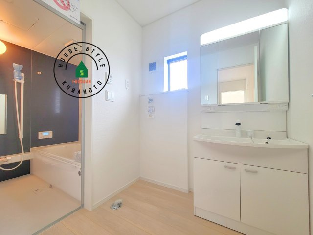 熊本市西区田崎3丁目第1-2棟(2号棟)の内観：施工例|脱衣所、洗面所は小さなプライベートスペース。歯磨き、洗顔と毎日施す個人空間。