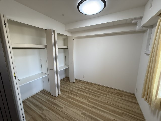 エステムコート和歌山Cityステーションフロントの洋室