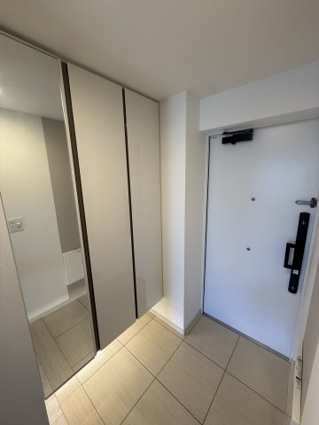 エステムコート和歌山Cityステーションフロントの玄関