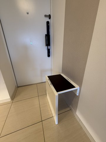 エステムコート和歌山Cityステーションフロントの玄関